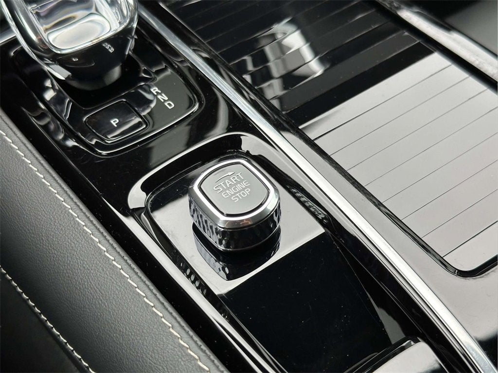 2024 Volvo V60 Recharge Plug-In Hybrid T8 Polestar