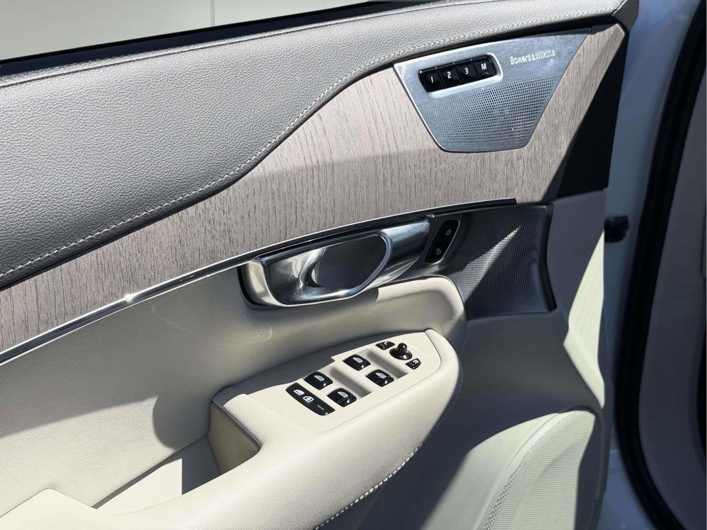 2023 Volvo XC90 Ultimate