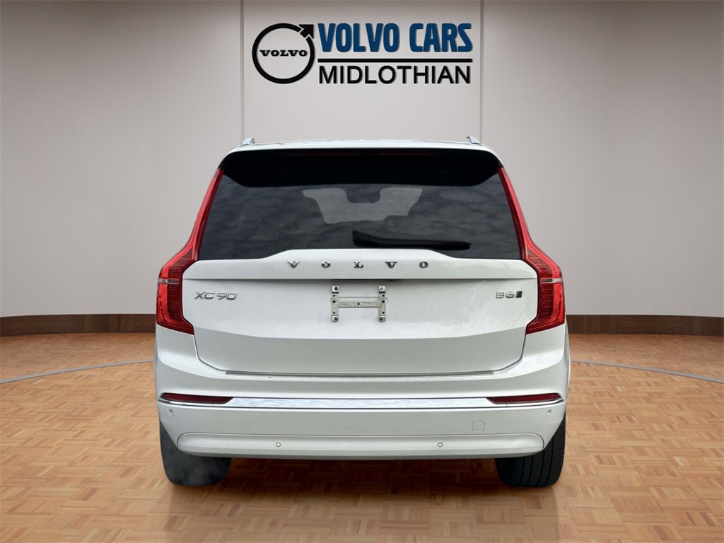 2024 Volvo XC90 B6 Plus Bright Theme