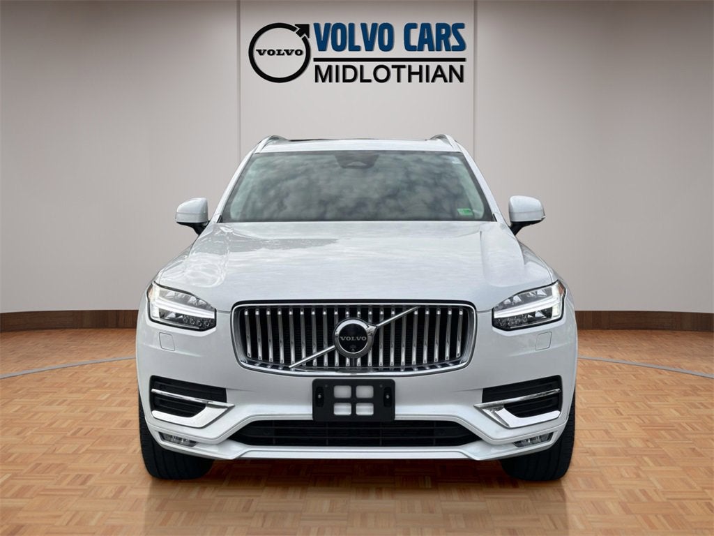 2024 Volvo XC90 B6 Plus Bright Theme