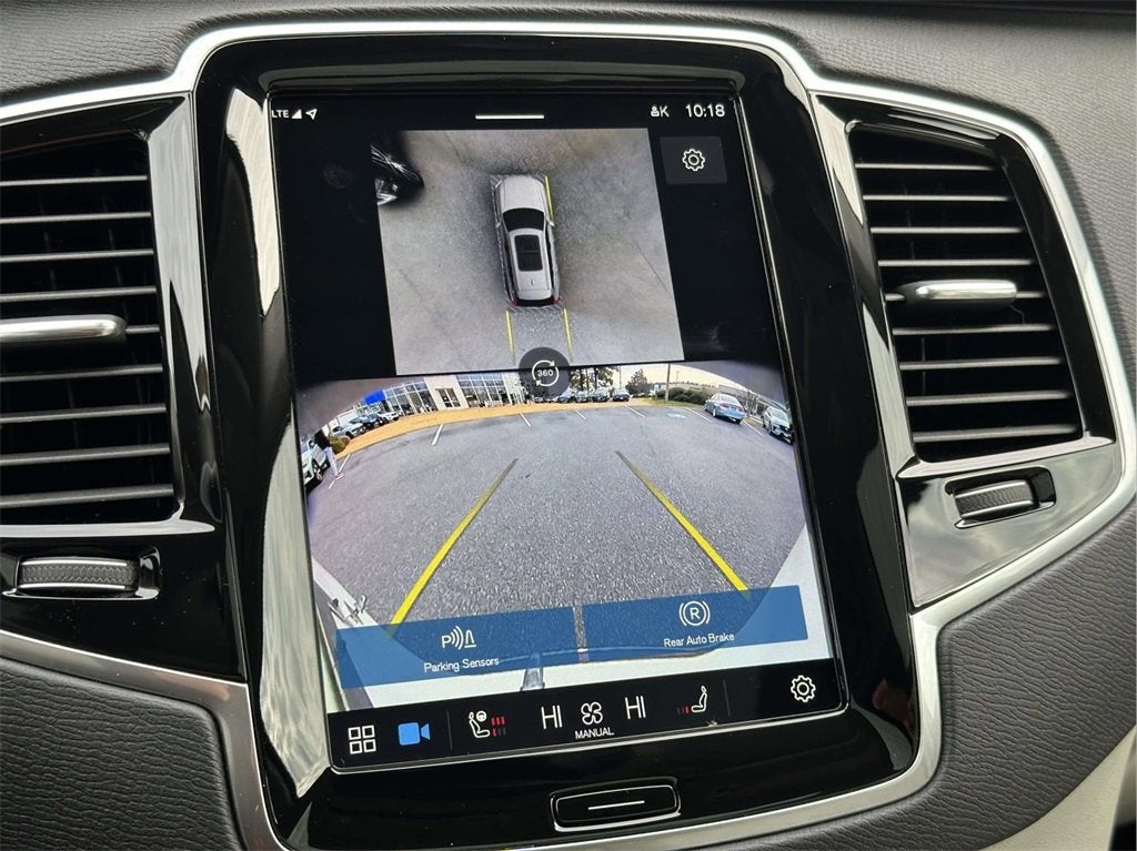 2024 Volvo XC90 B6 Plus Bright Theme