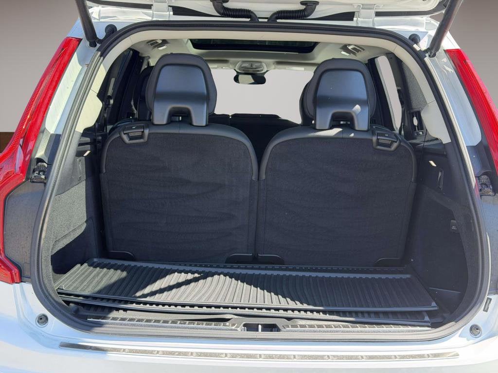 2024 Volvo XC90 B6 Plus Bright Theme