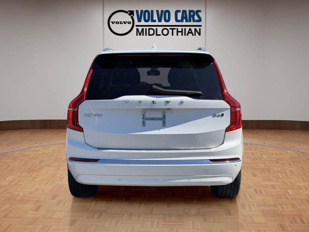 2024 Volvo XC90 B6 Plus Bright Theme