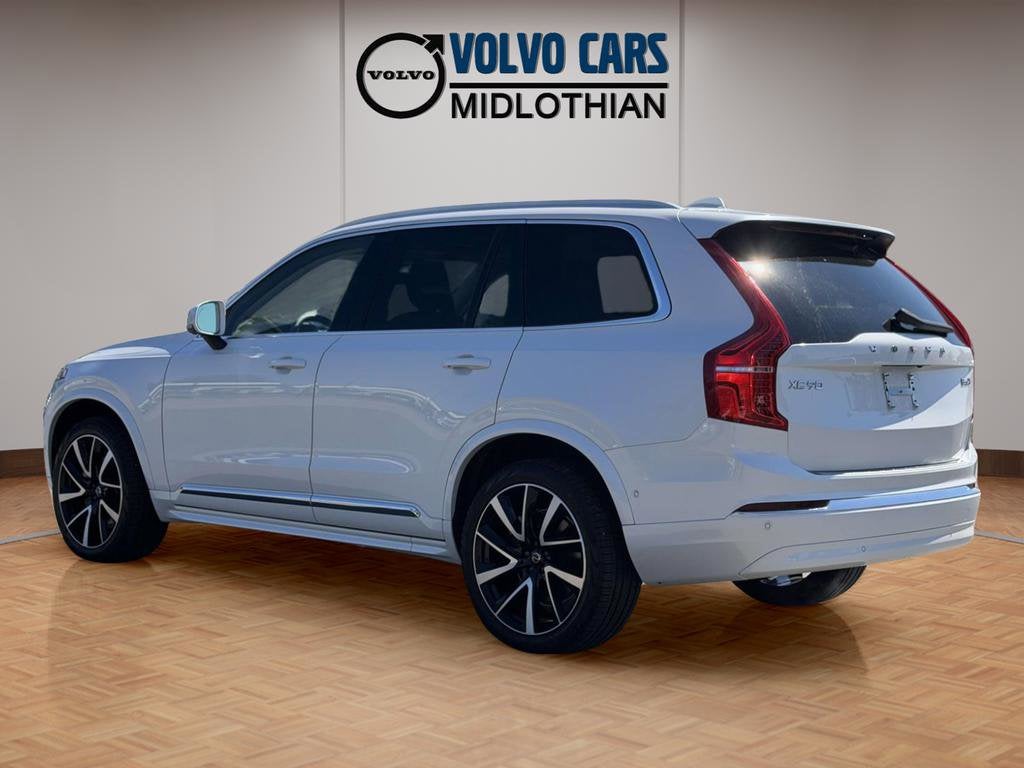 2024 Volvo XC90 B6 Plus Bright Theme