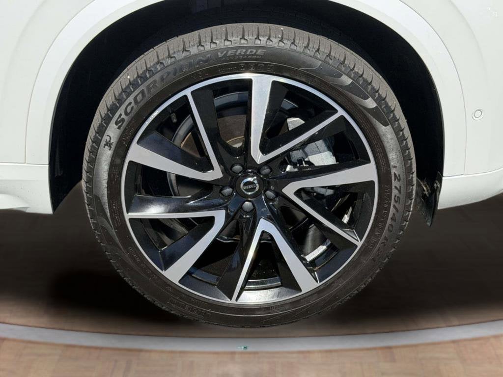 2024 Volvo XC90 B6 Plus Bright Theme