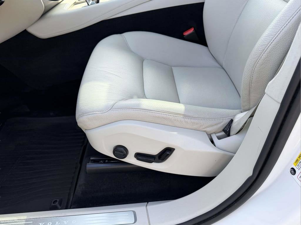 2023 Volvo XC90 B6 Plus 7-Seater