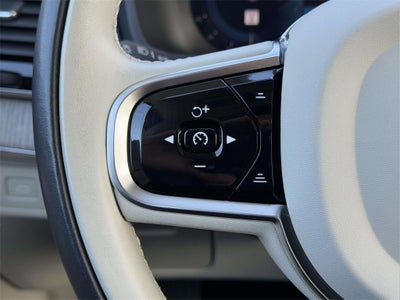 2023 Volvo XC90 B6 Plus 7-Seater