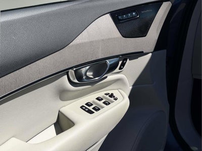 2023 Volvo XC90 B6 Plus 7-Seater
