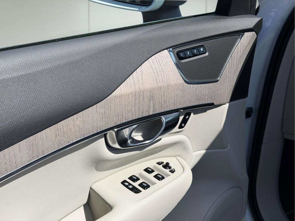 2023 Volvo XC90 B6 Plus 7-Seater