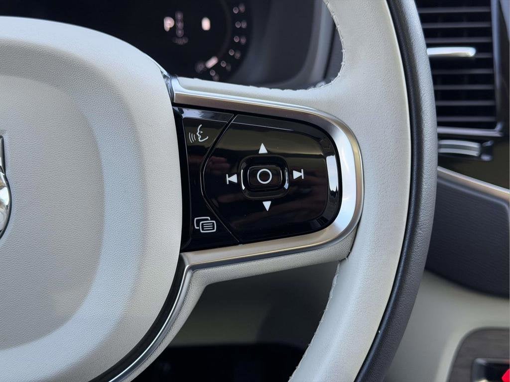 2023 Volvo XC90 B6 Plus 7-Seater