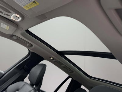 2022 Volvo XC90 T5 Momentum