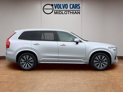 2022 Volvo XC90 T5 Momentum