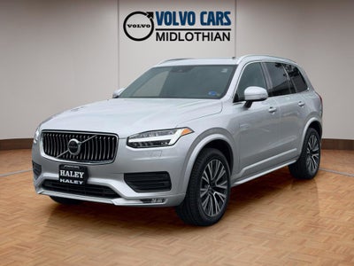 2022 Volvo XC90 T5 Momentum