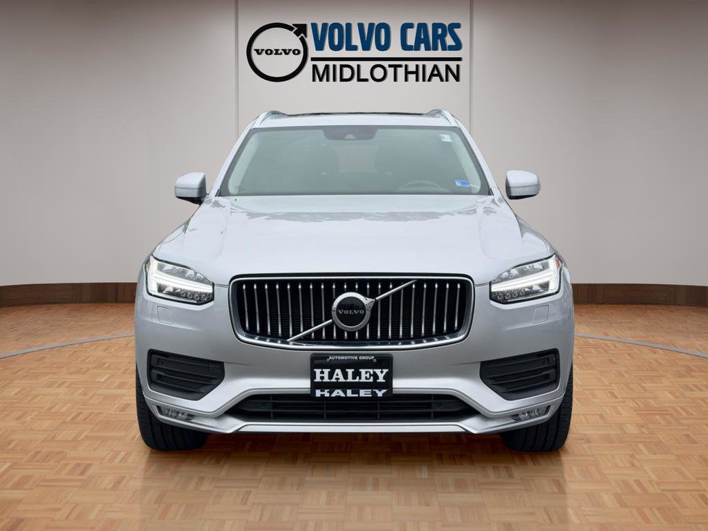 2022 Volvo XC90 T5 Momentum
