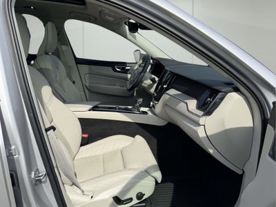 2021 Volvo XC60 T5 Inscription