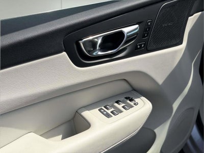 2021 Volvo XC60 T5 Inscription