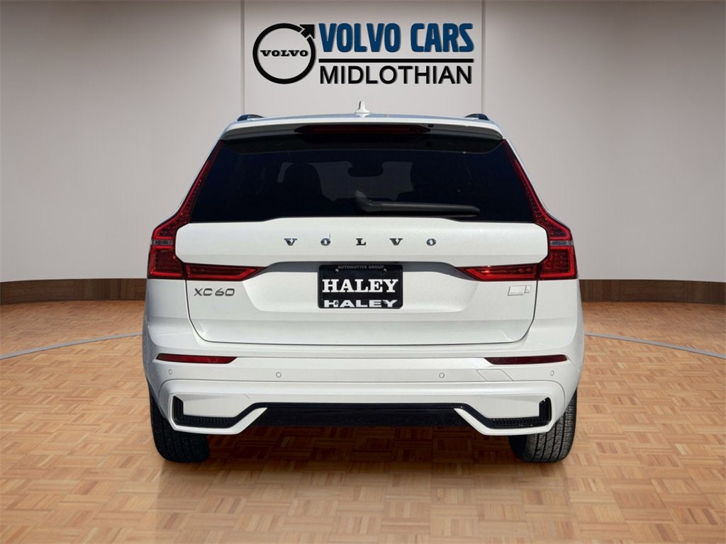 2022 Volvo XC60 Recharge Plug-In Hybrid T8 R-Design