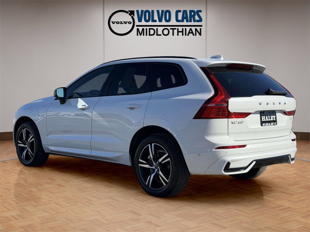2022 Volvo XC60 Recharge Plug-In Hybrid T8 R-Design