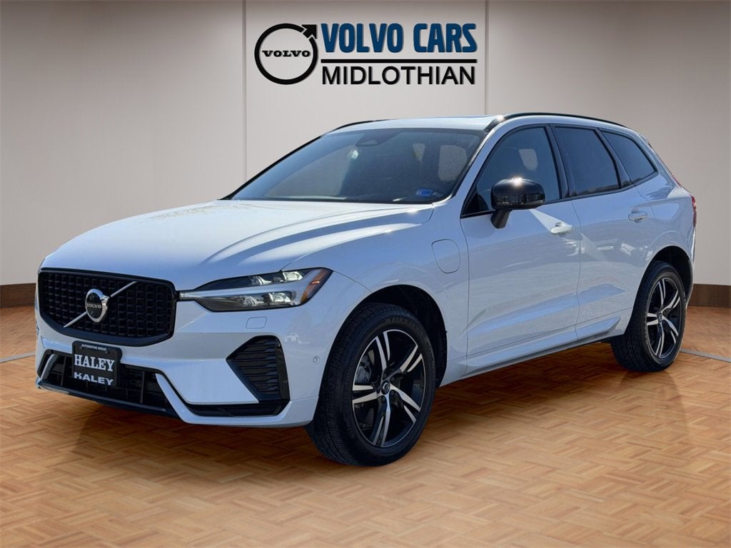 2022 Volvo XC60 Recharge Plug-In Hybrid T8 R-Design