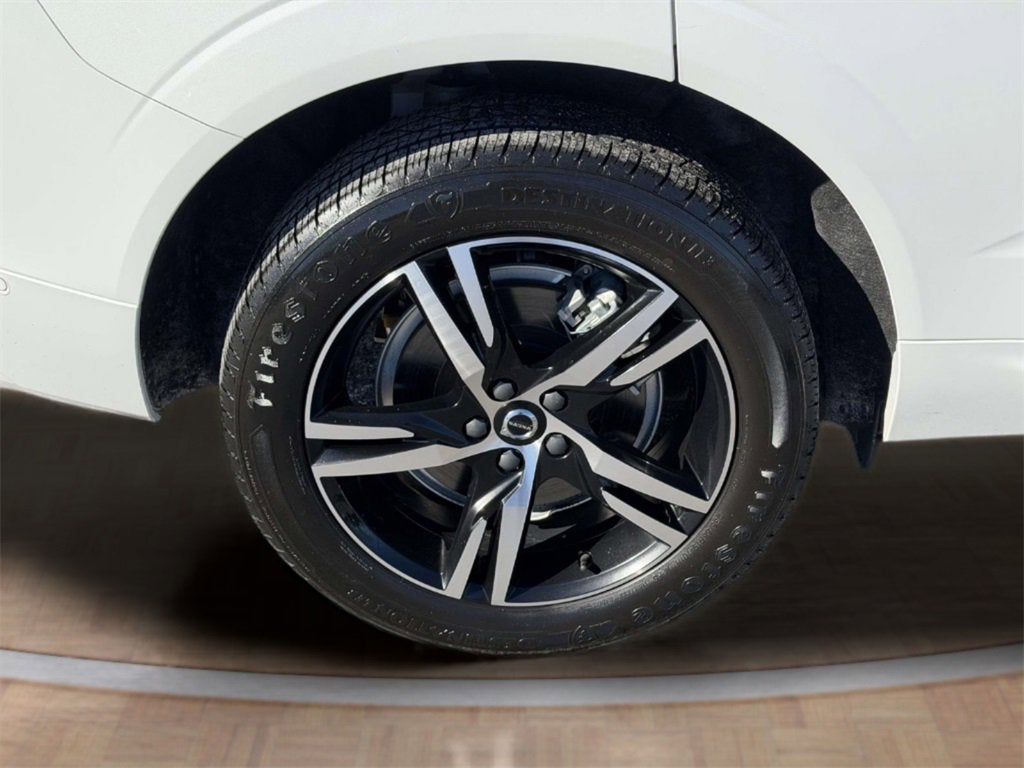 2022 Volvo XC60 Recharge Plug-In Hybrid T8 R-Design