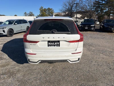 2022 Volvo XC60 Recharge Plug-In Hybrid T8 R-Design