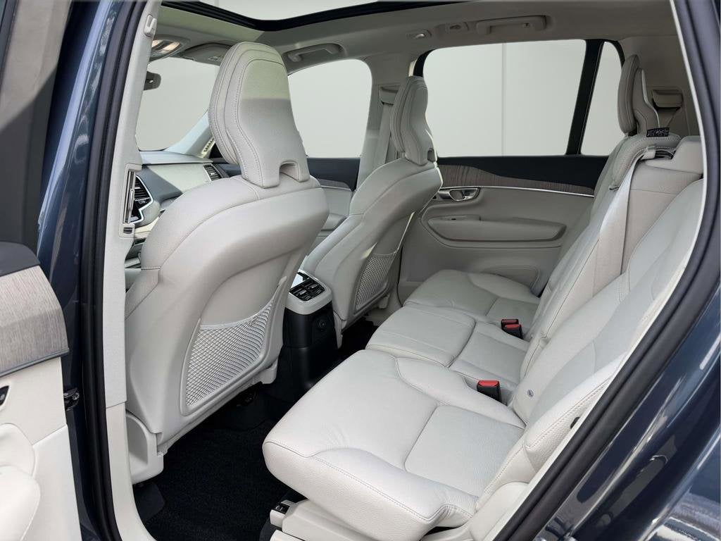 2024 Volvo XC90 Recharge Plug-In Hybrid T8 Plus Bright Theme 7 Passenger