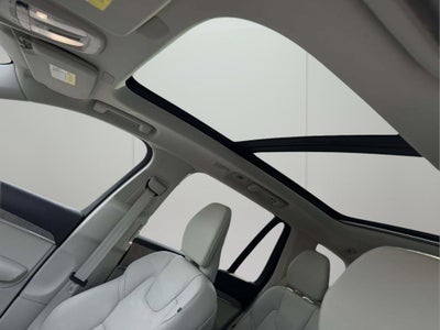 2024 Volvo XC90 Recharge Plug-In Hybrid T8 Plus Bright Theme 7 Passenger
