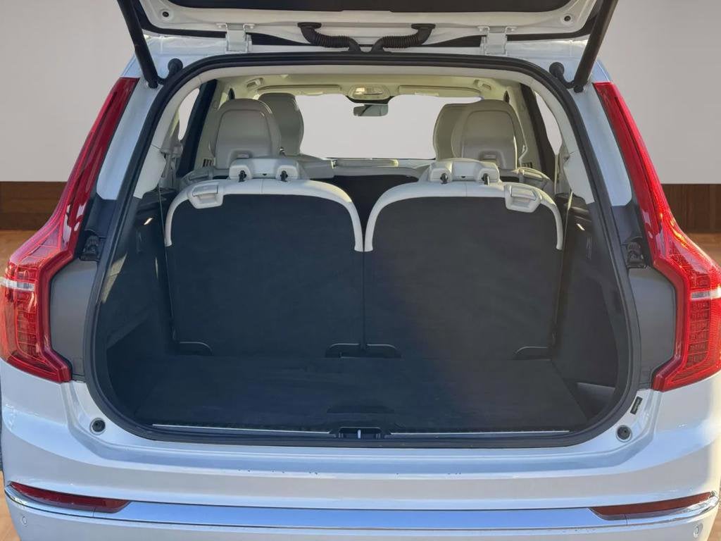 2024 Volvo XC90 Recharge Plug-In Hybrid T8 Plus Bright Theme 7 Passenger