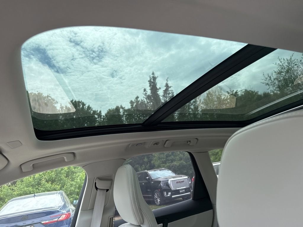 2026 Volvo XC60 Plug-In Hybrid T8 Ultra