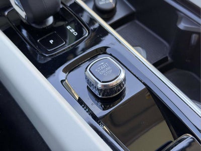 2023 Volvo XC60 B5 Core