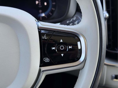 2023 Volvo XC60 B5 Core