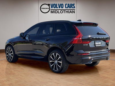 2023 Volvo XC60 B5 Plus Dark Theme