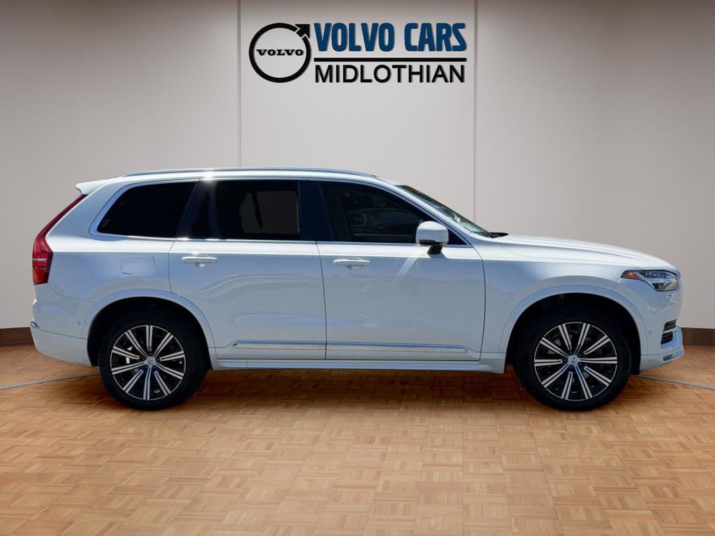 2024 Volvo XC90 B5 Plus