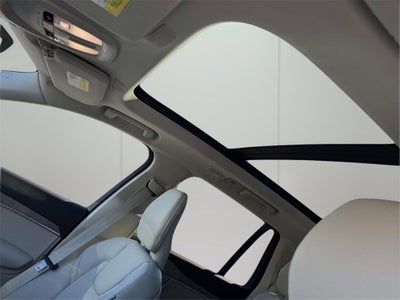 2024 Volvo XC90 B5 Plus