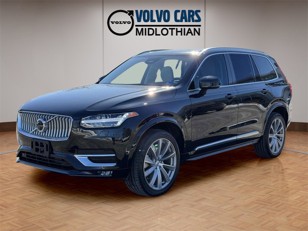 2024 Volvo XC90 B5 Plus