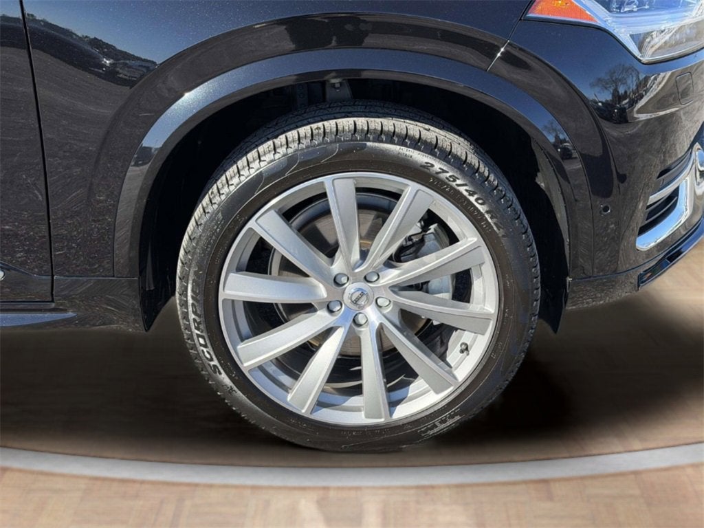 2024 Volvo XC90 B5 Plus