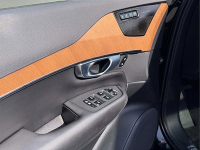 2024 Volvo XC90 B5 Plus