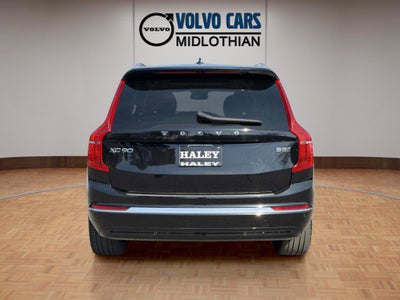 2024 Volvo XC90 B5 Plus