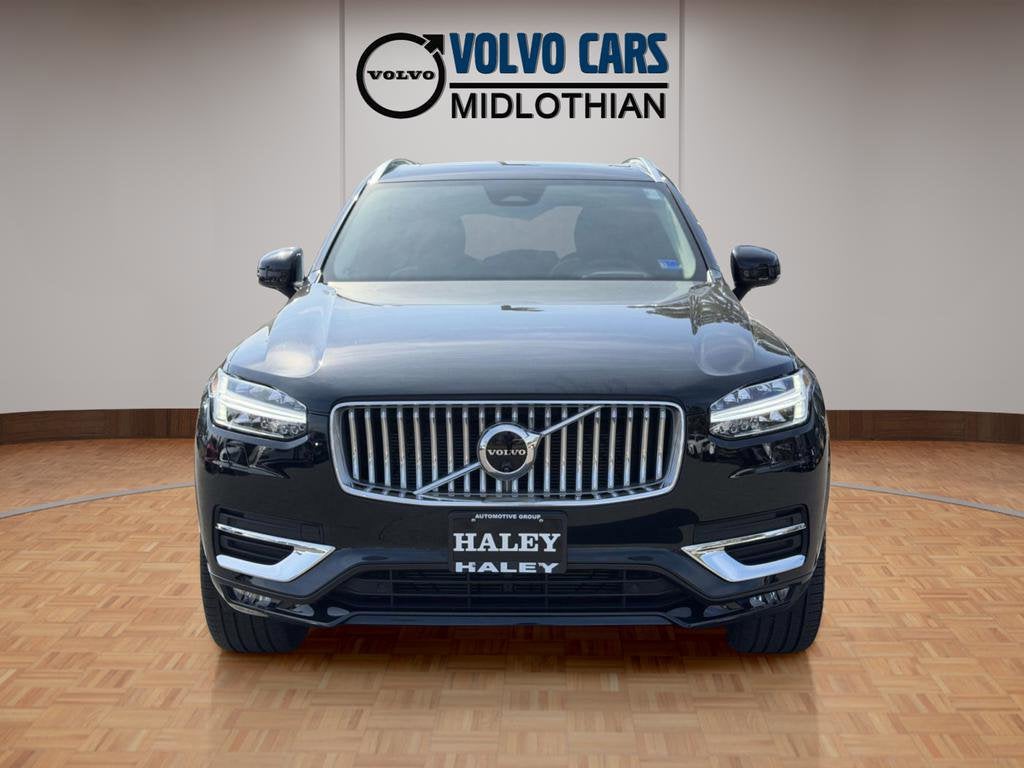 2024 Volvo XC90 B5 Plus