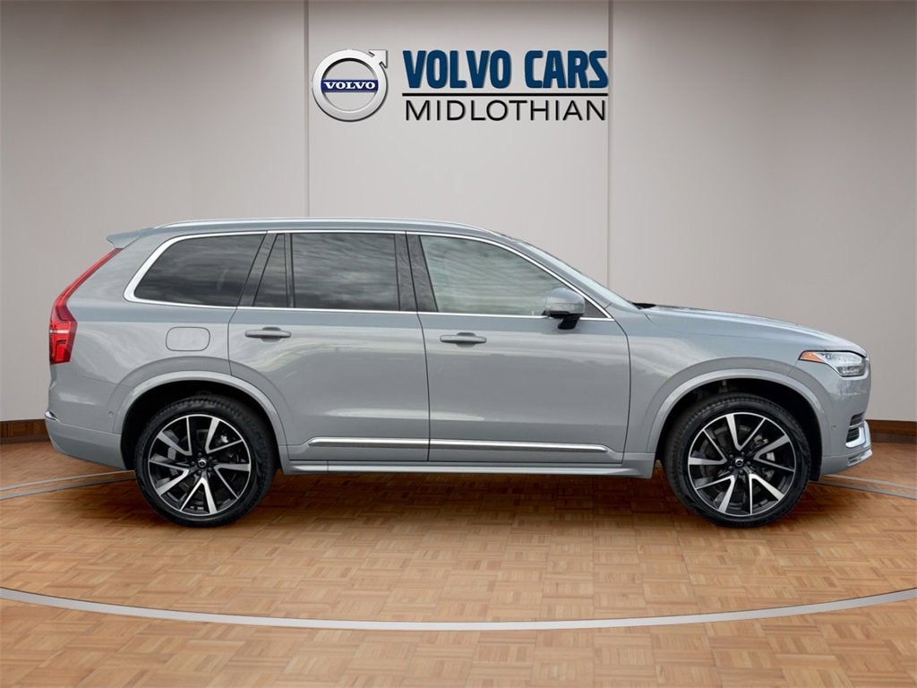 2024 Volvo XC90 B5 Plus