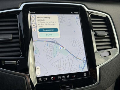 2024 Volvo XC90 B5 Plus