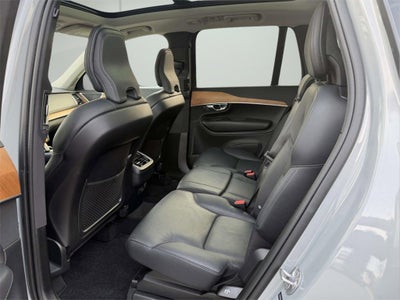 2024 Volvo XC90 B5 Plus