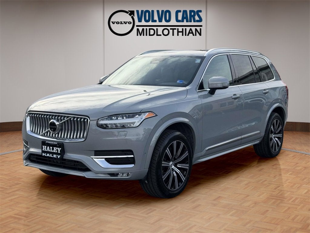 2024 Volvo XC90 B5 Plus