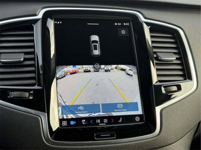 2024 Volvo XC90 B5 Plus