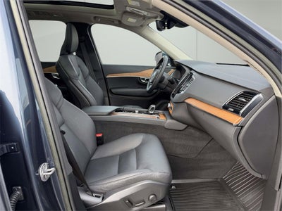 2023 Volvo XC90 B5 Plus