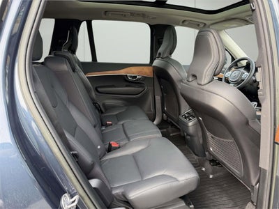 2023 Volvo XC90 B5 Plus