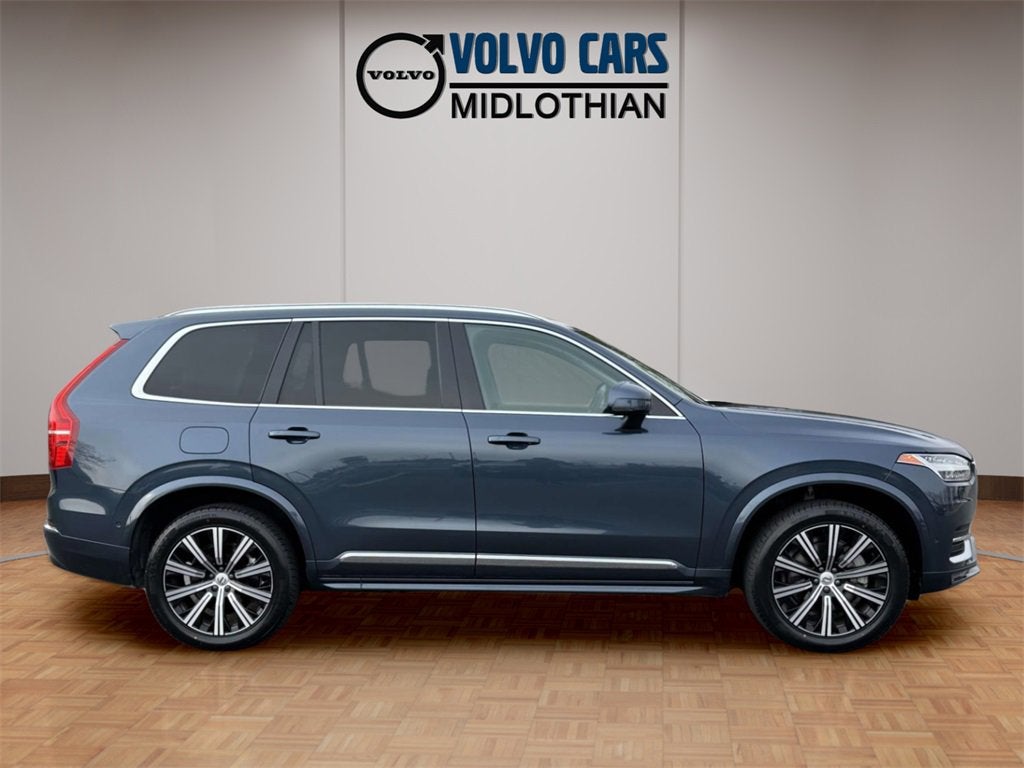 2023 Volvo XC90 B5 Plus