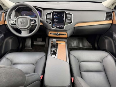 2023 Volvo XC90 B5 Plus
