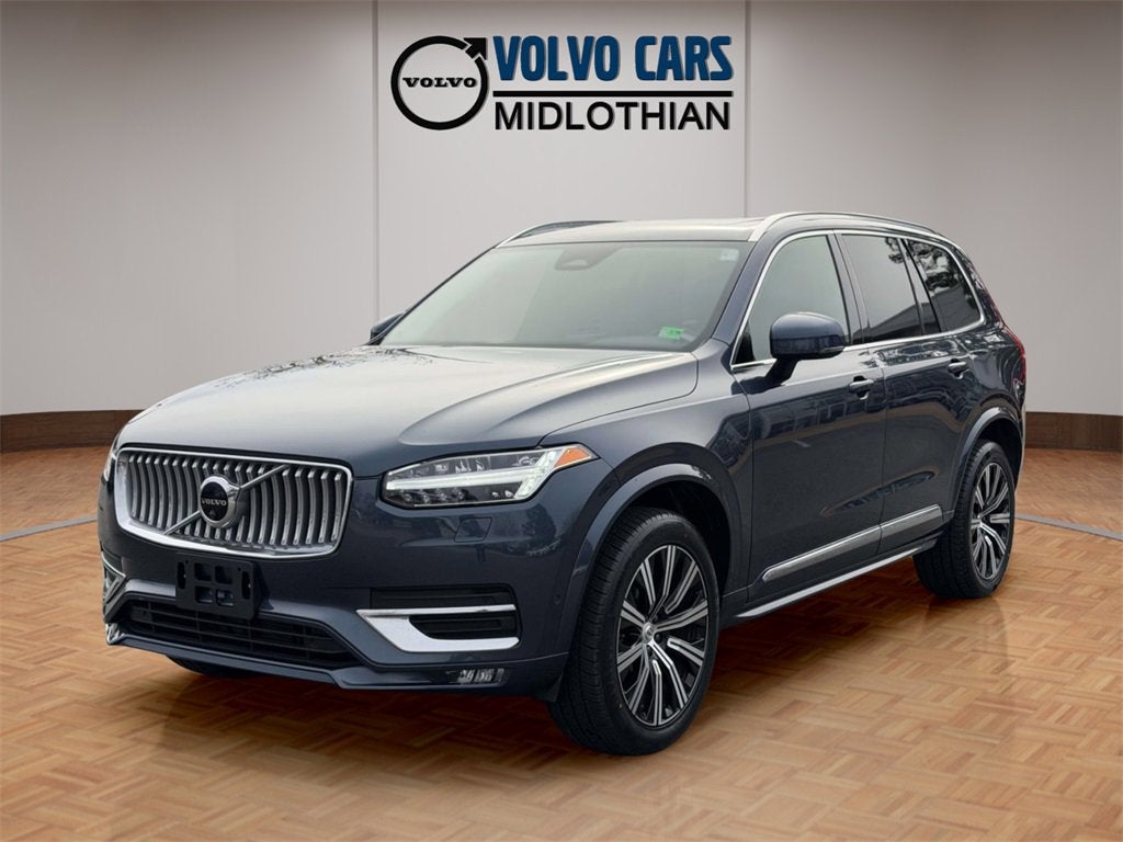 2023 Volvo XC90 B5 Plus