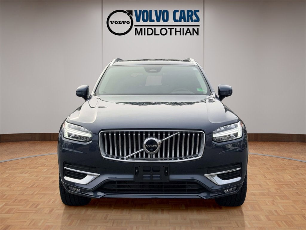 2023 Volvo XC90 B5 Plus